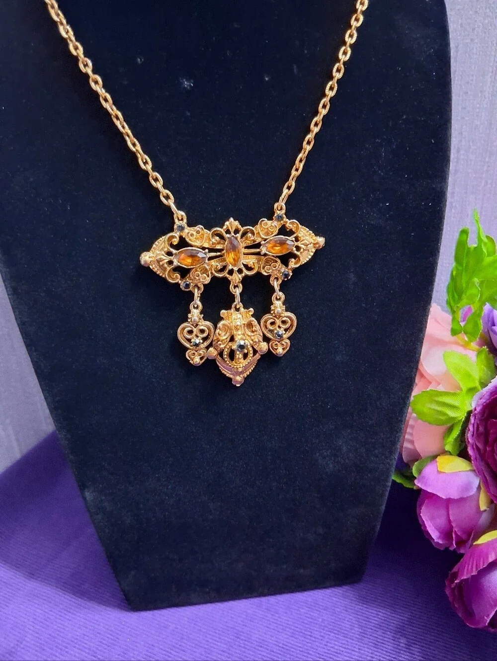Vintage Victorian Revival Necklace Glass Crystals Goldtone